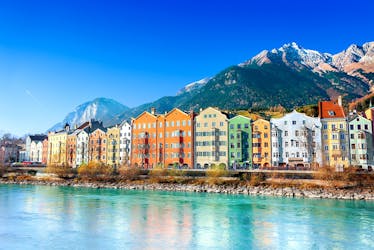 Tour privado de dia inteiro em Olympic Innsbruck e no Crystal World em Wattens saindo de Salzburg